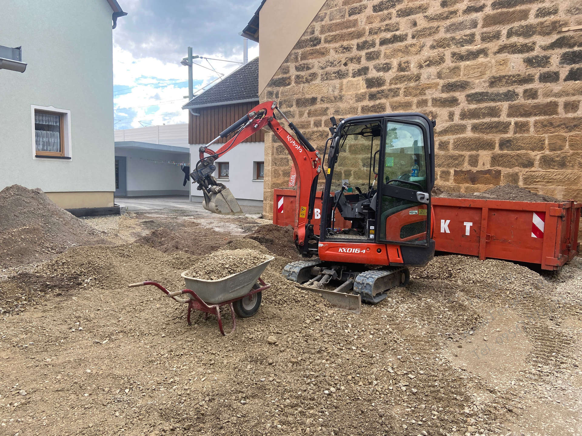 Abbruch von Gartenmauer 96196 Gemeinde-Wattendorf Firma Welz