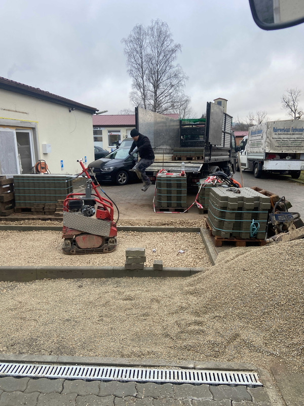 Mulcharbeiten 96166 Neubrunn Firma Welz