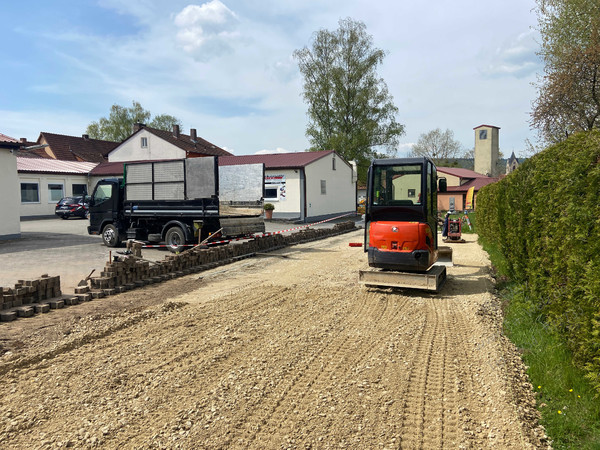 Abbruch von Gartenmauer 96120 Tütschengereuth Firma Welz